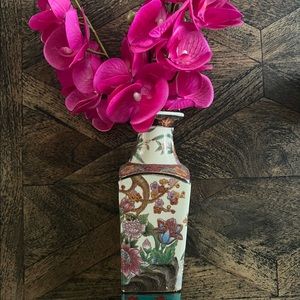 Stunning unique vintage shaped piece, vase or tall candle holder